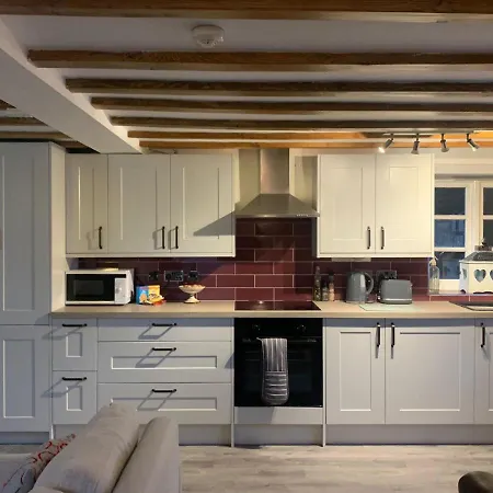 Two, The Carriage House, Bilbrough, Апартаменты