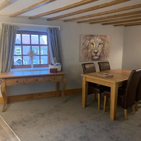 Two, The Carriage House, Bilbrough, Apartment