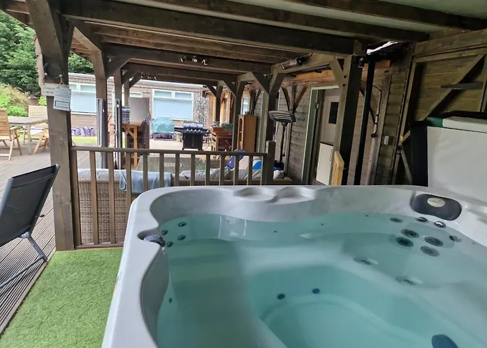 Two, The Carriage House, Bilbrough, 아파트